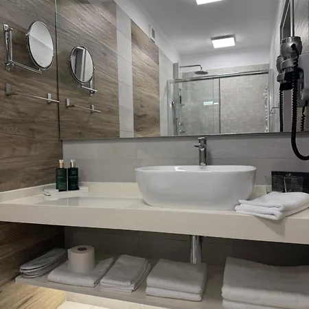 Novos Luxury Apartman *