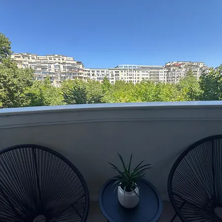 Novos Luxury Apartman Bukarest