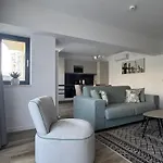 Apartment Novos Luxury Bucharest