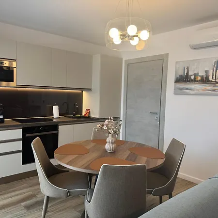 Novos Luxury Bucureşti