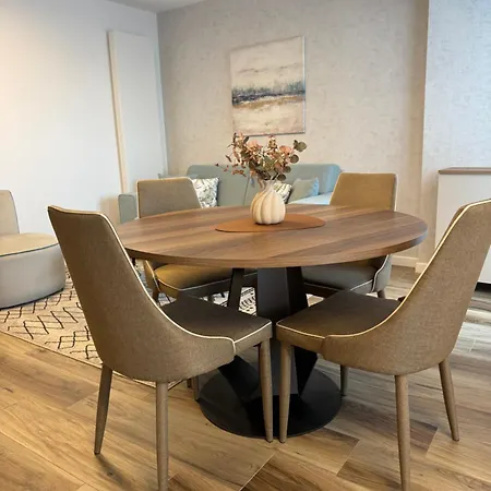 Novos Luxury Apartament *