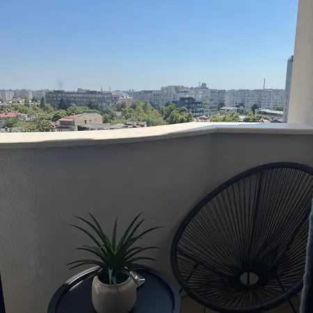 Novos Luxury Apartment *