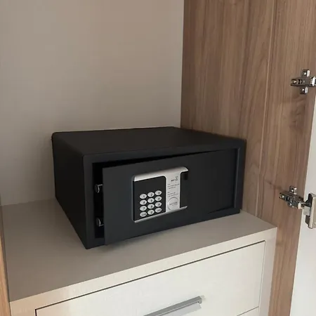 Novos Luxury Apartman *