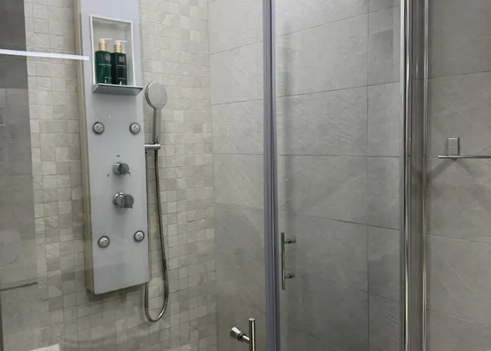 Novos Luxury شقة *