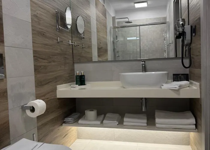 Novos Luxury