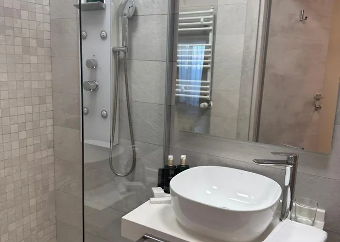 Novos Luxury 아파트