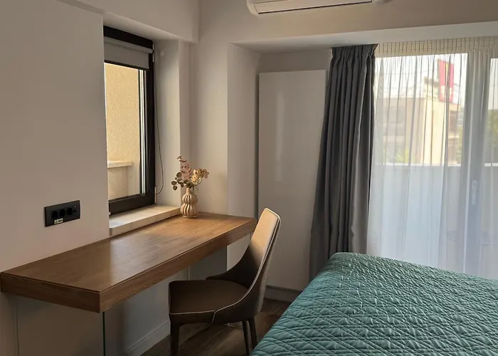 Novos Luxury بوخارست