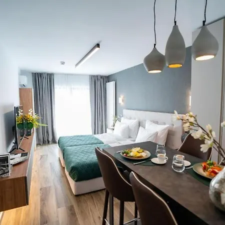 Novos Luxury Apartamento
