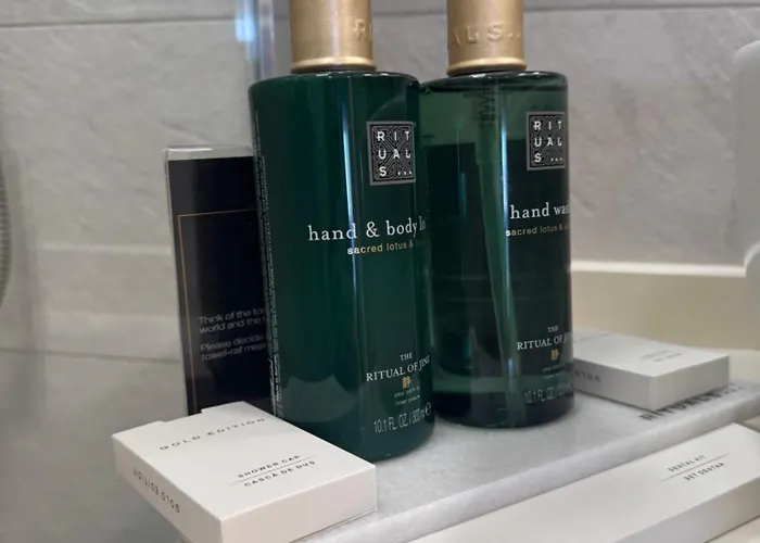 Novos Luxury * Boekarest